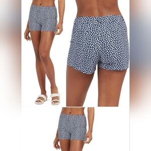 NWT......SPANX Sunshine Painted Dot Shorts Size M